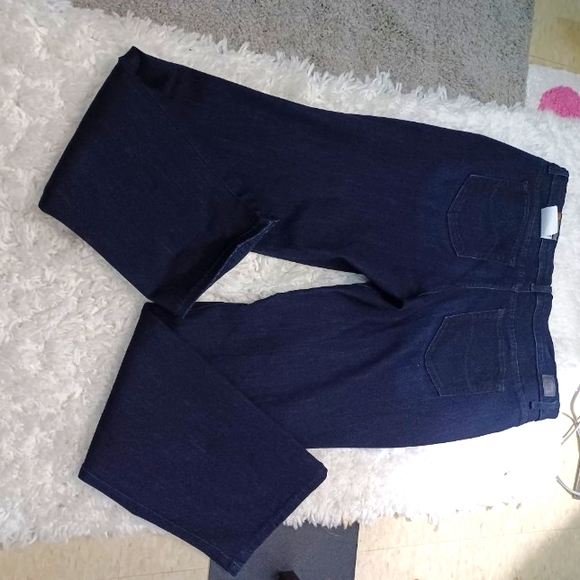 New Lee  Straight Legs Relaxed Fit Blue Jeans, Size 18 Long - Picture 7 of 16